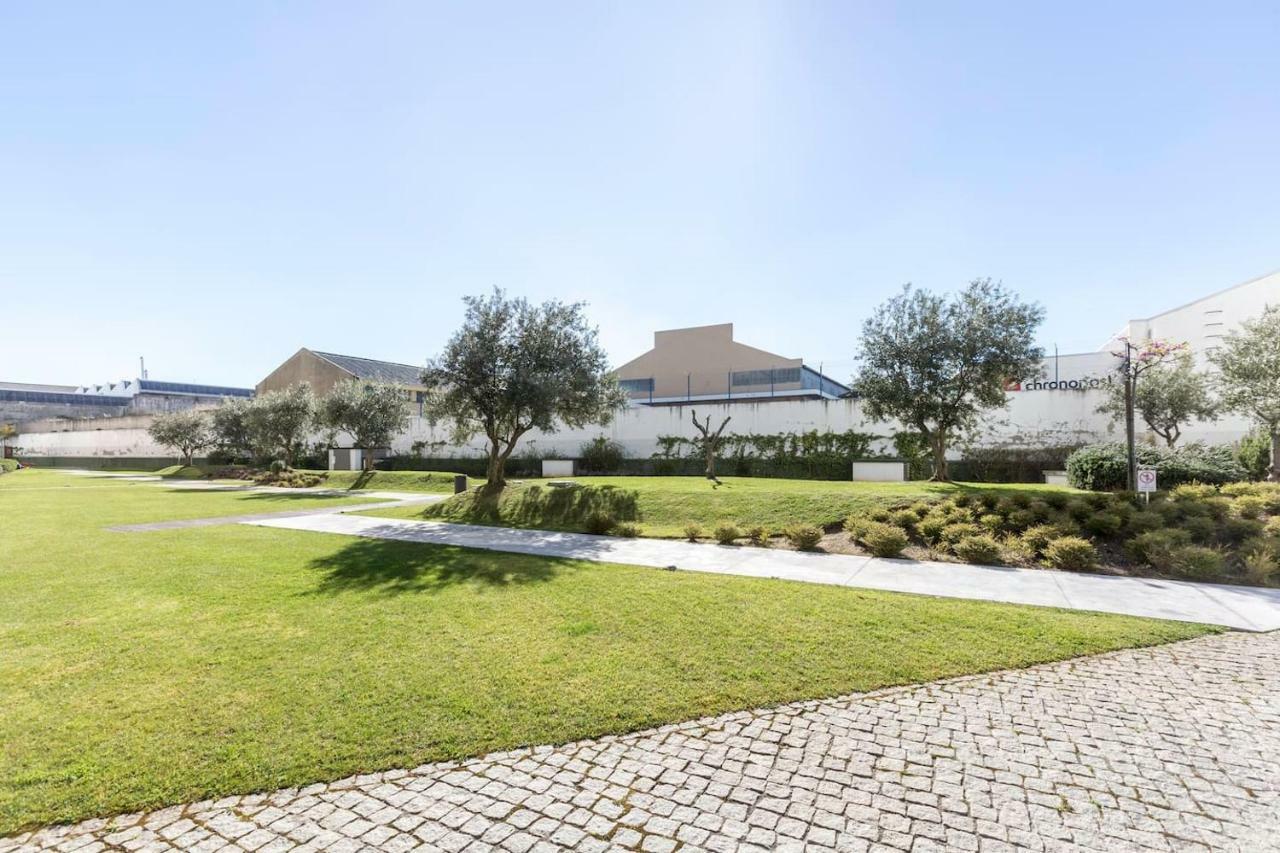 Amazing Flat - Pool And Parking Apartment Lisbon Exterior photo